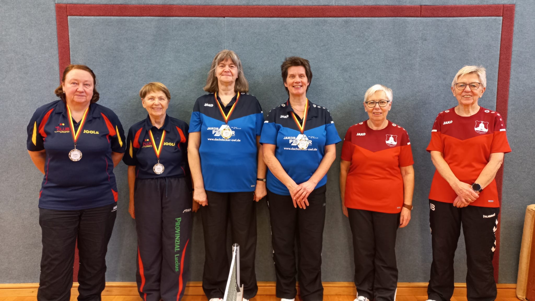 Seniorinnen 60, links TTV Lübbecke, mitte TTV Lage, rechts TuS Porta Barkhausen