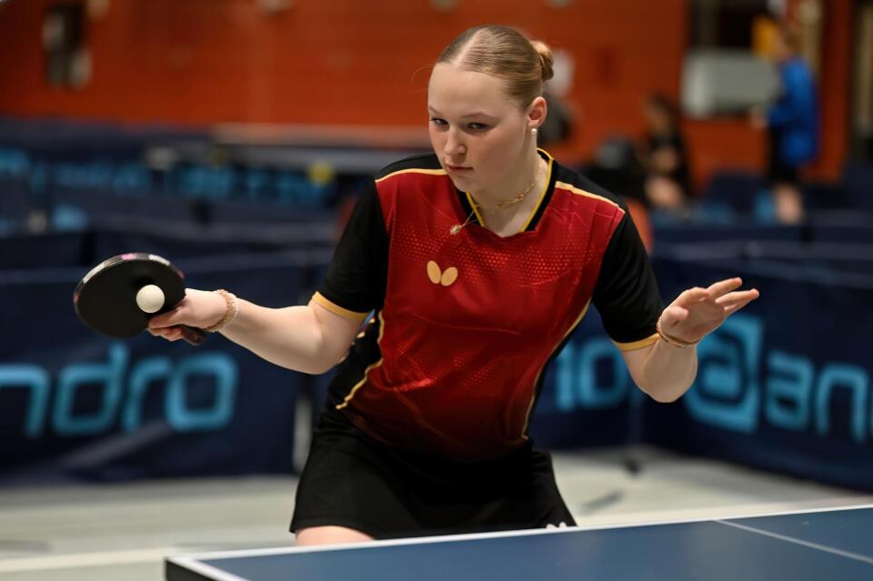 Tischtennis - Westdeutsche Einzelmeisterschaften Jugend 19 am 14.12.2025 in der Sporthalle Löh in Viersen